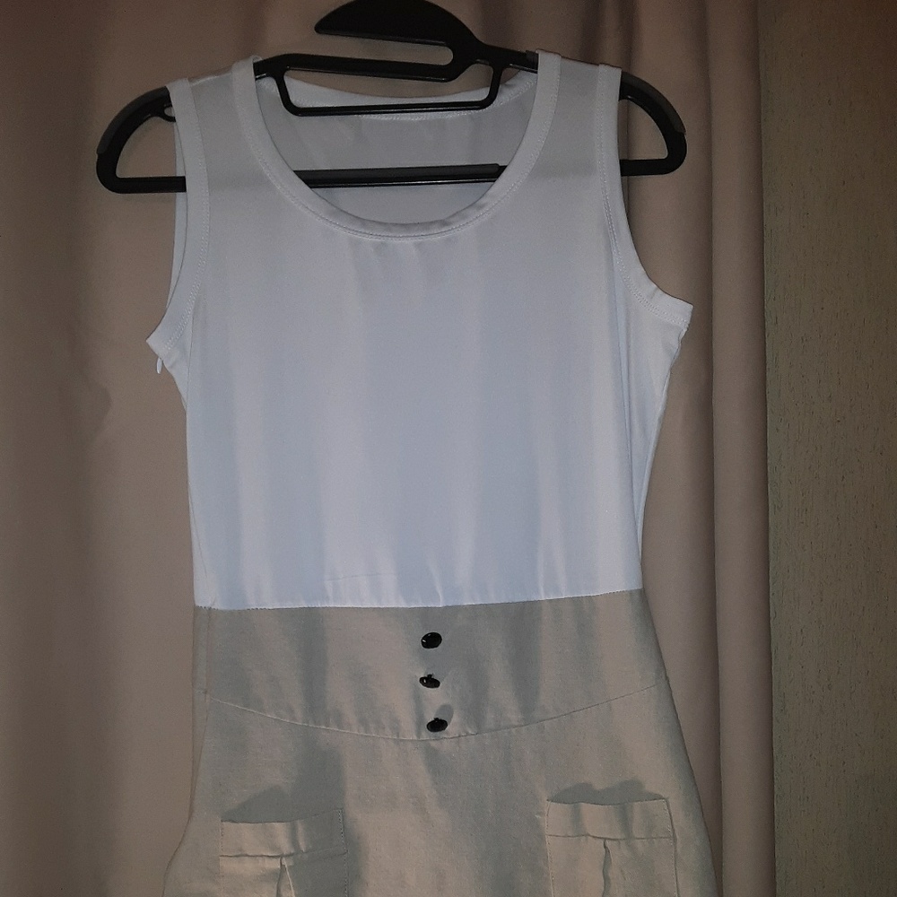 Woman's dress